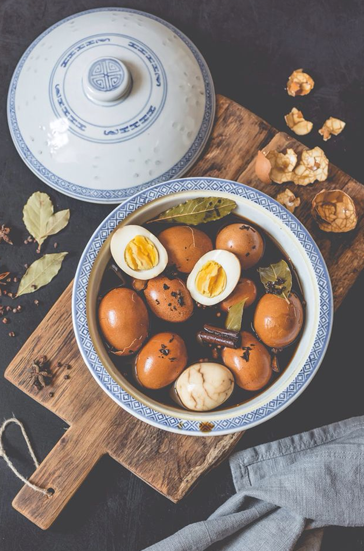 Tea Egg Display 2